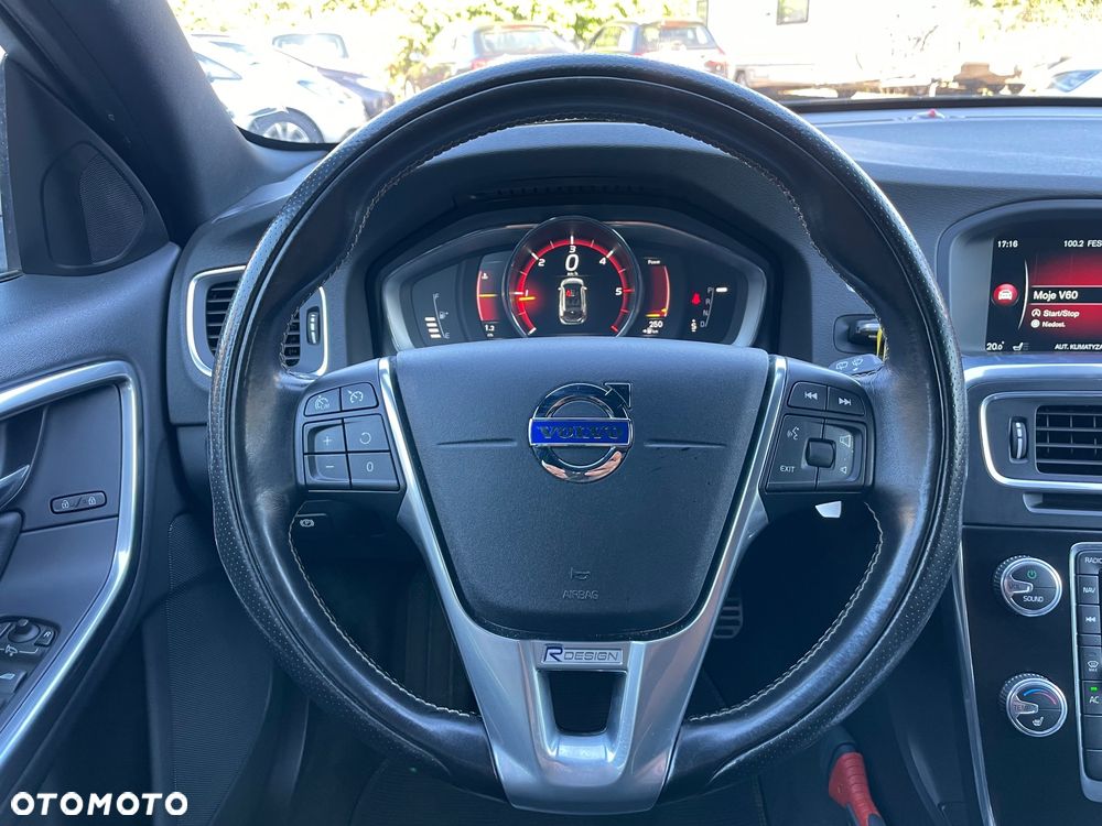Volvo V60 D3 Geartronic RDesign - 25