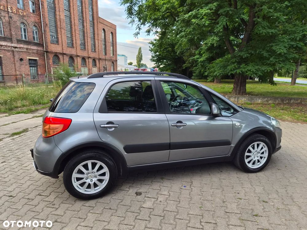 Suzuki SX4 1.9 DDiS 4WD GS / Premium - 3