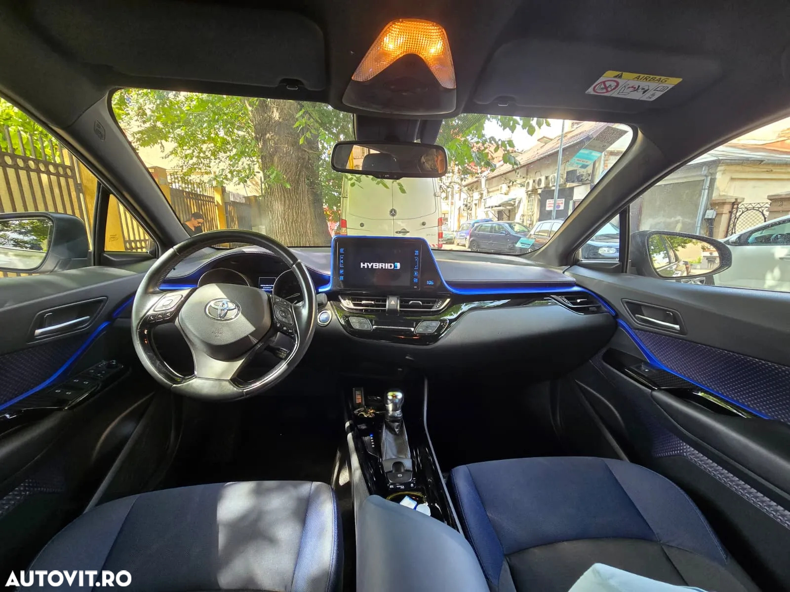 Toyota C-HR - 9