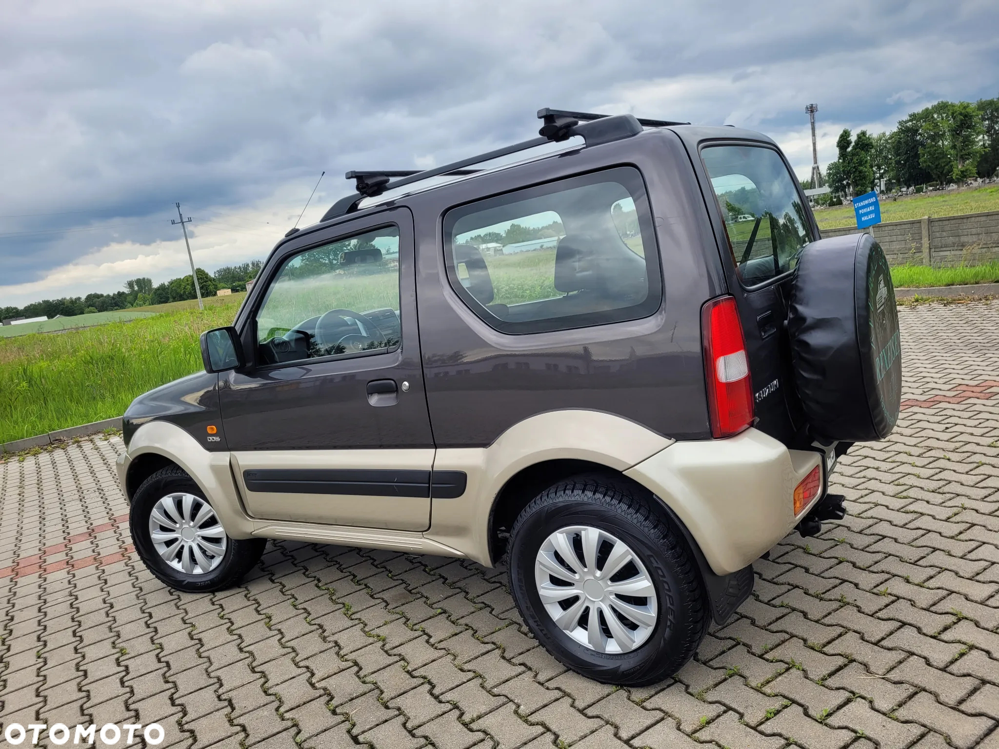 Suzuki Jimny 1.5 DDiS Club - 11
