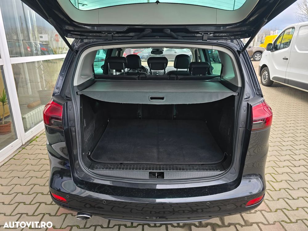 Opel Zafira - 15
