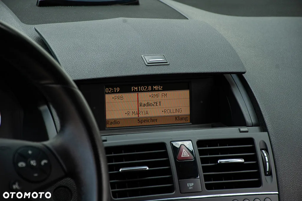 Mercedes-Benz Klasa C 200 T 7G-TRONIC Avantgarde Edition - 32