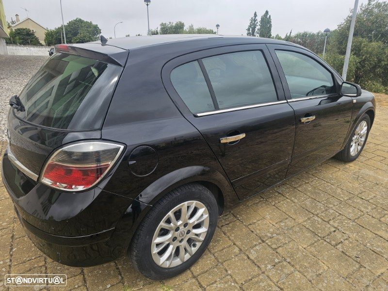 Opel Astra 1.6 Auto Edition - 4