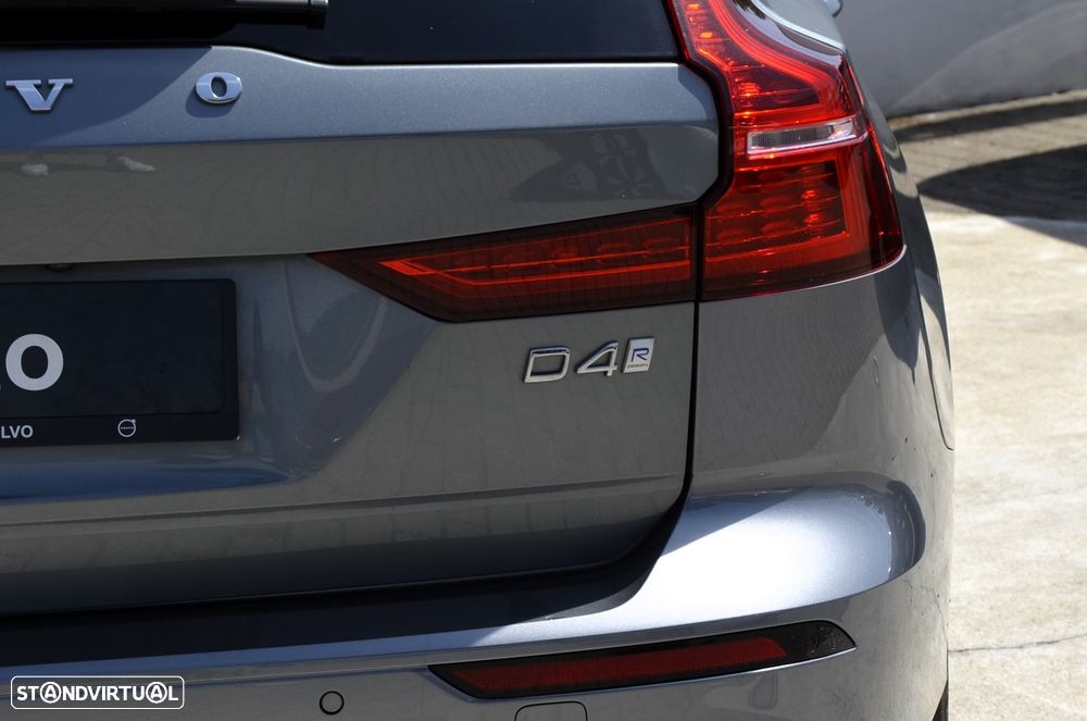Volvo V60 2.0 D4 R-Design Geartronic - 7