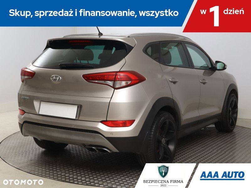 Hyundai Tucson - 7