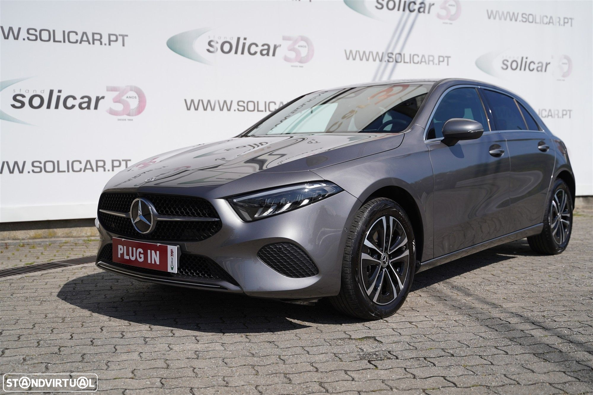 Mercedes-Benz A 250 e - 11