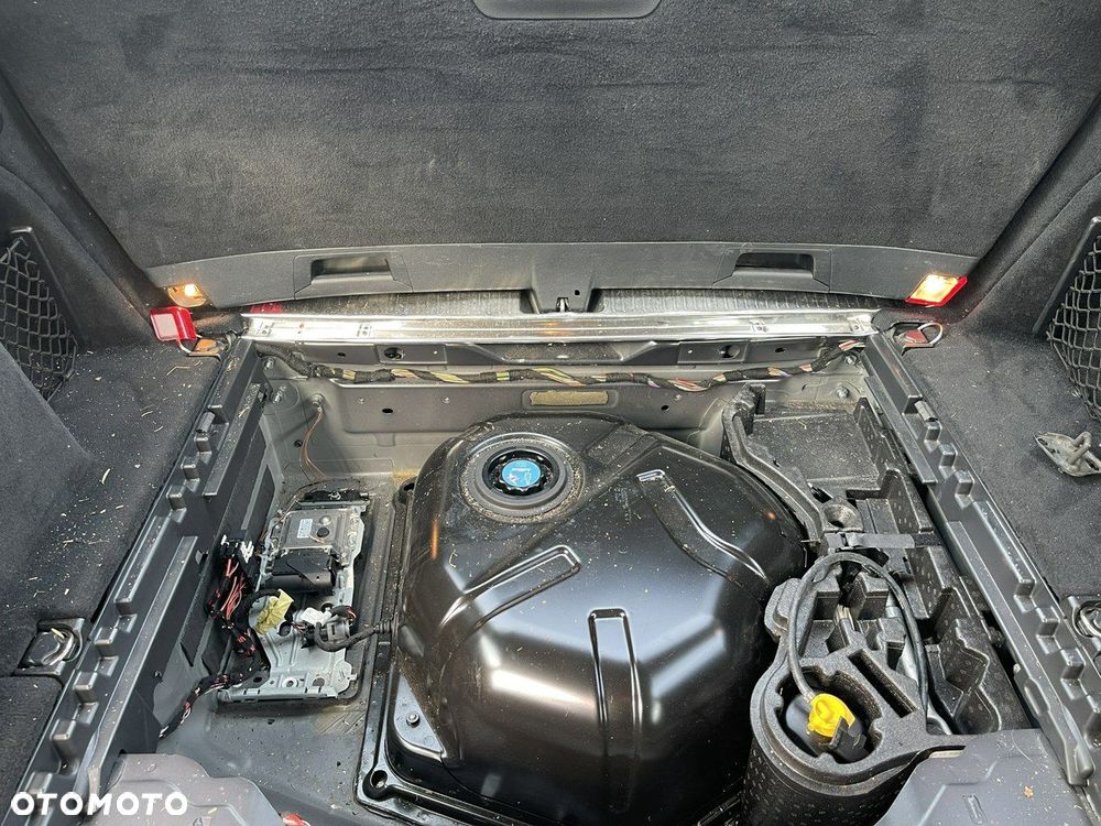 Mercedes-Benz Klasa E 200 BlueTEC 7G-TRONIC Avantgarde - 4