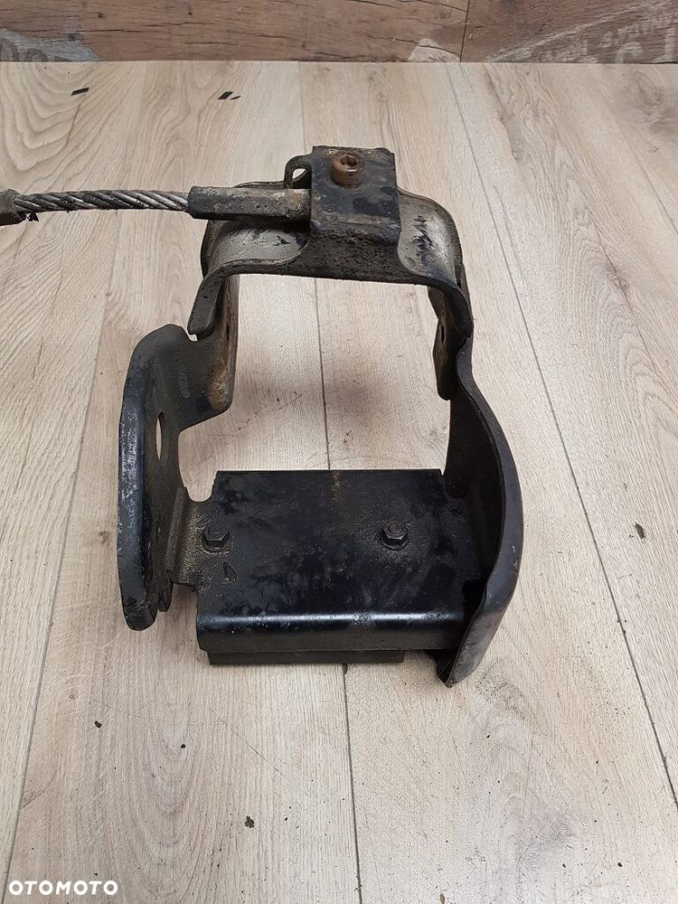 Łapa poduszka skrzyni Mitsubishi Pajero III 3,2 DID - 4