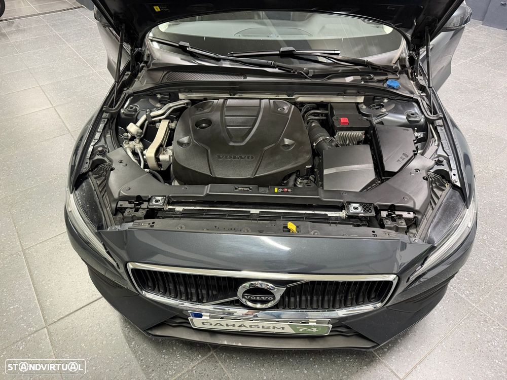 Volvo V60 2.0 D3 Momentum - 6