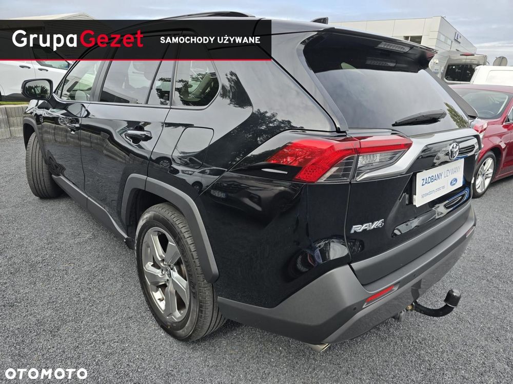 Toyota RAV4 - 6
