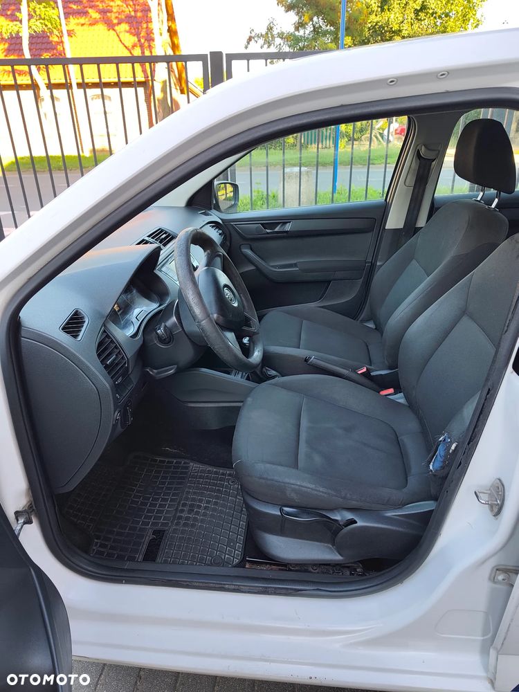 Skoda Fabia 1.0 Style - 8