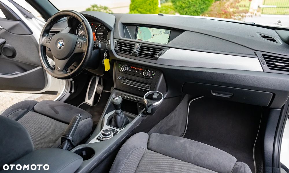 BMW X1 xDrive20d - 31