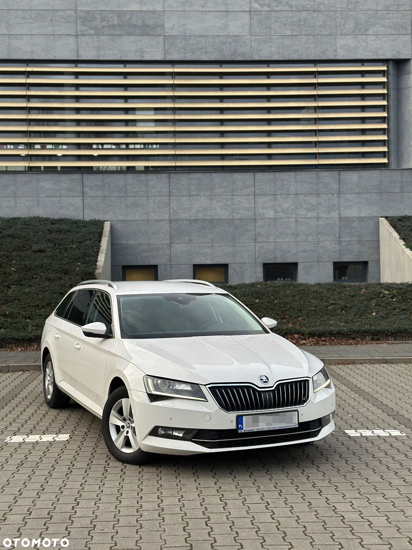 Skoda Superb 2.0 TDI Style DSG - 1