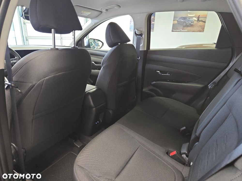 Hyundai Tucson 1.6 T-GDi HEV Executive 2WD - 12