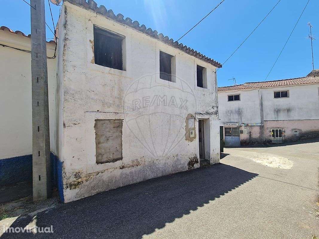 Moradia T5 para venda - Grande imagem: 2/19