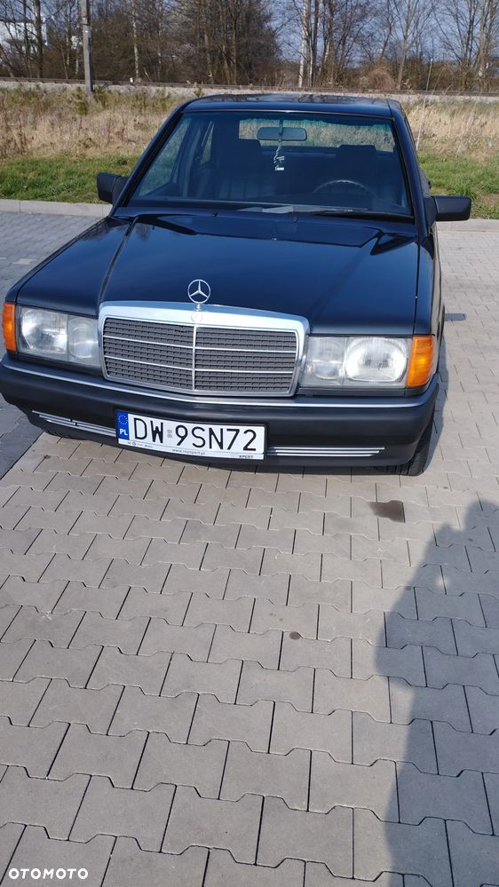 Mercedes-Benz W201 (190) - 5