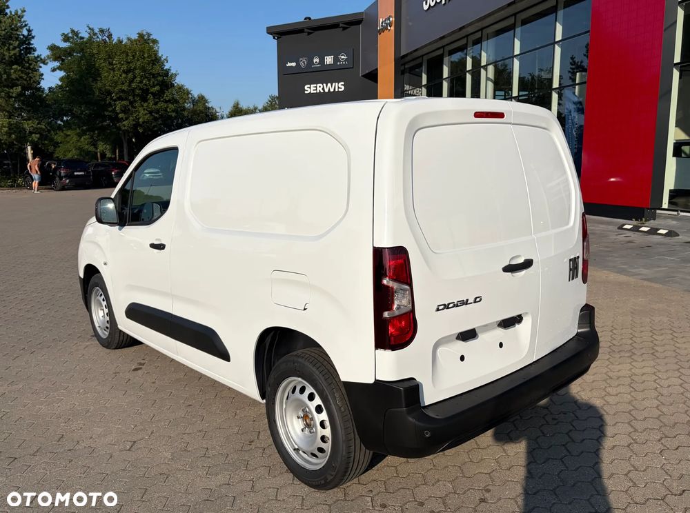 Fiat Doblo Van M - 8