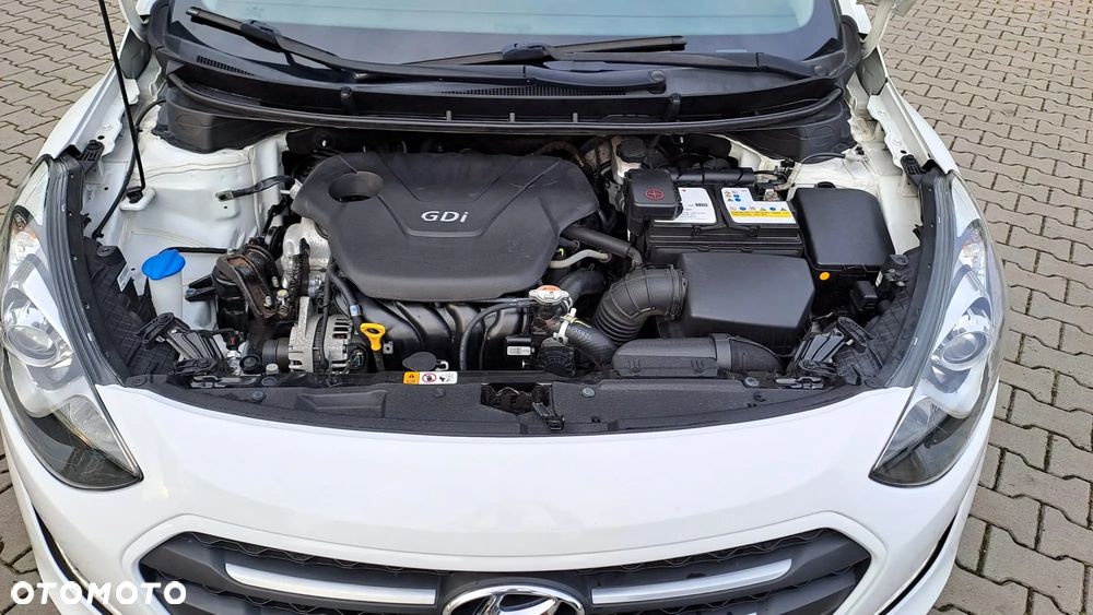 Hyundai i30 1.6 GDI Premium - 13