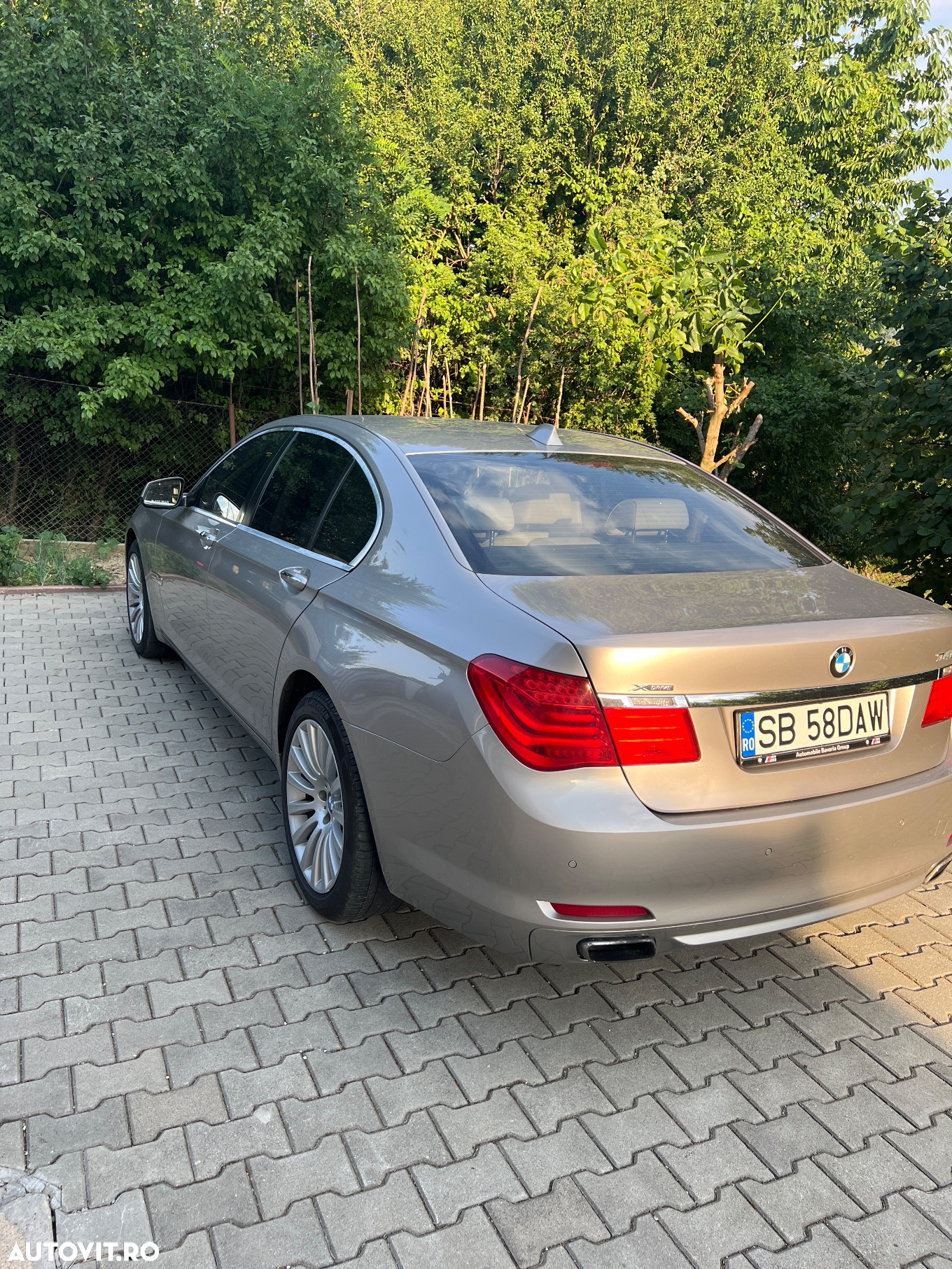BMW Seria 7 740d xDrive Aut. - 6