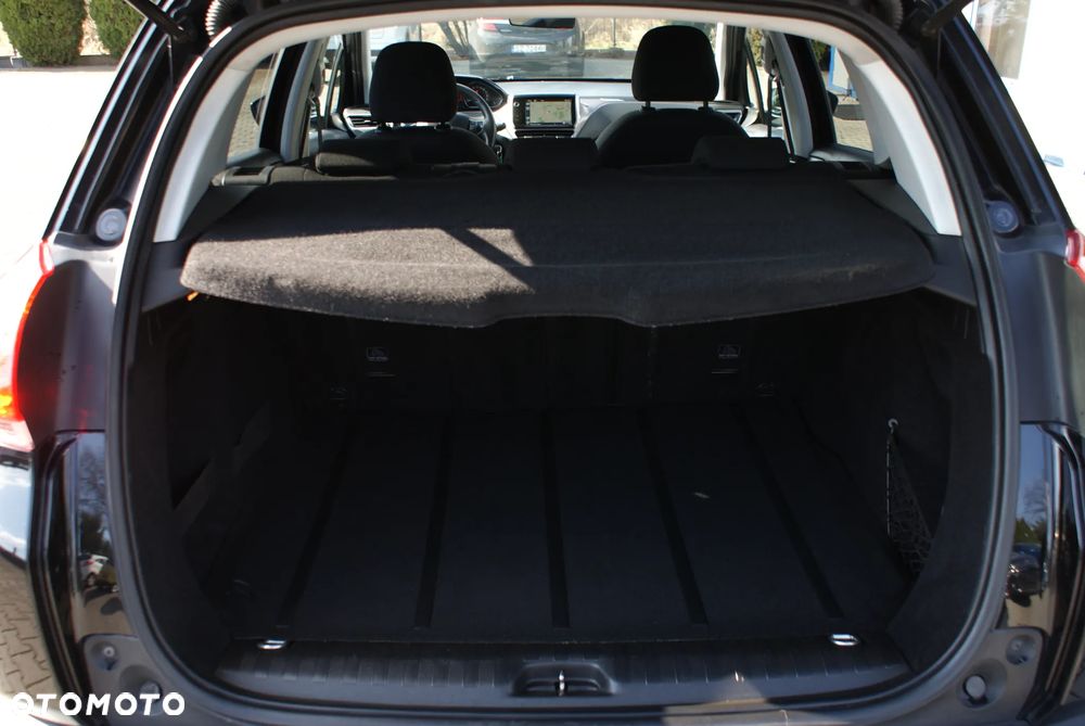 Peugeot 2008 1.6 VTi Style - 12