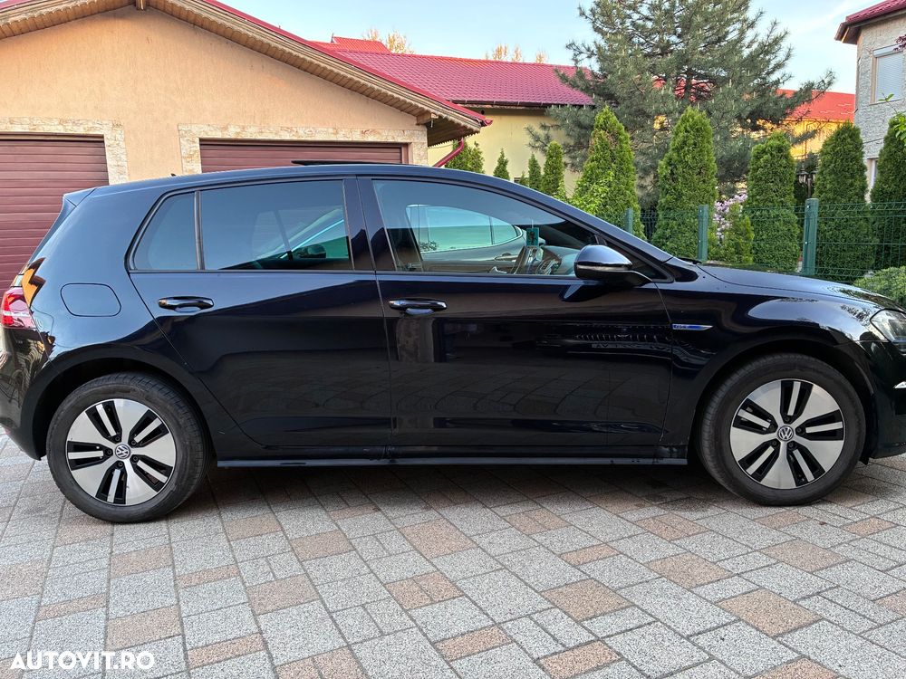 Volkswagen Golf - 2