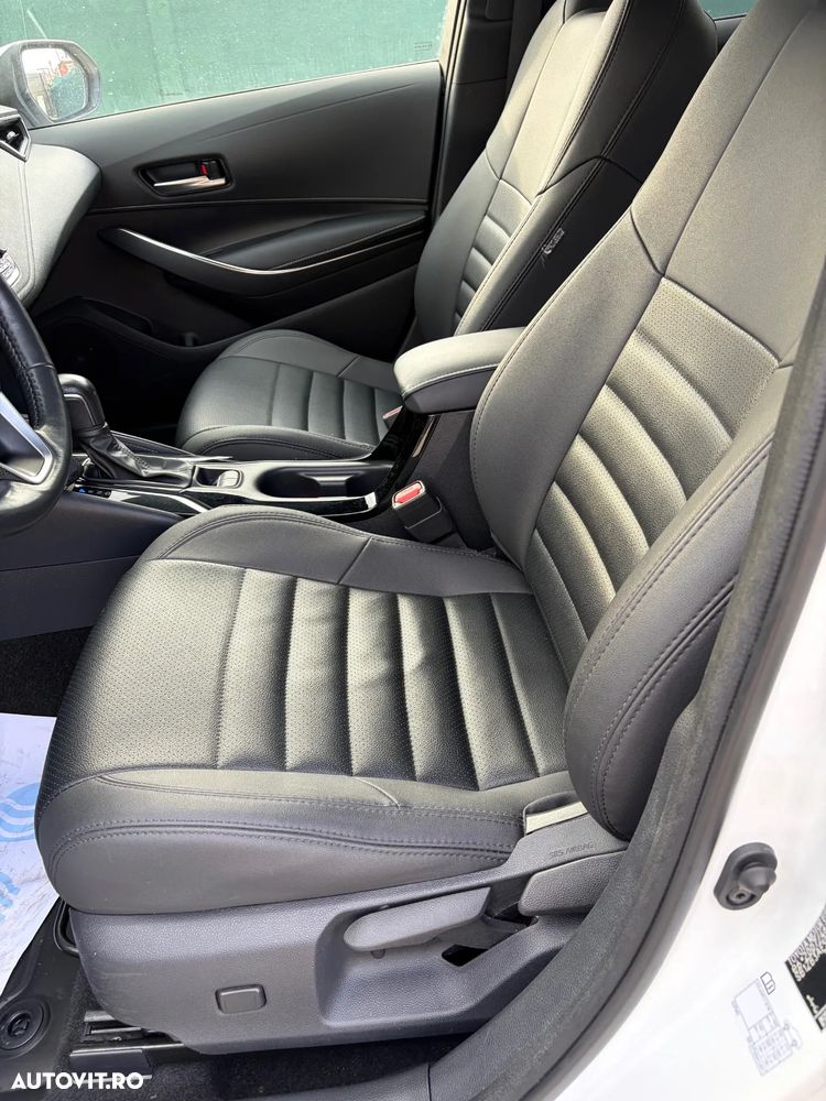 Toyota Corolla 1.8 Hybrid Touring Sports Business Edition - 23