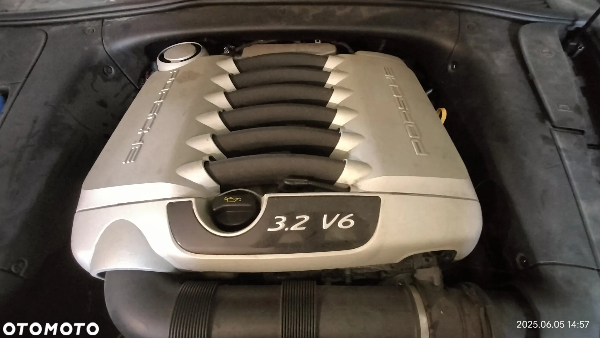 Porsche Cayenne Tiptronic S - 14