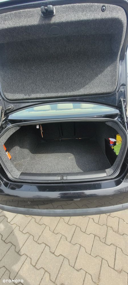 Volkswagen Jetta 2.0 TDI DSG Comfortline - 7