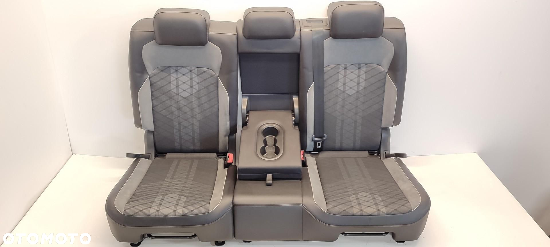 VW TIGUAN II FOTELE KANAPA R-LINE 5NA - 4
