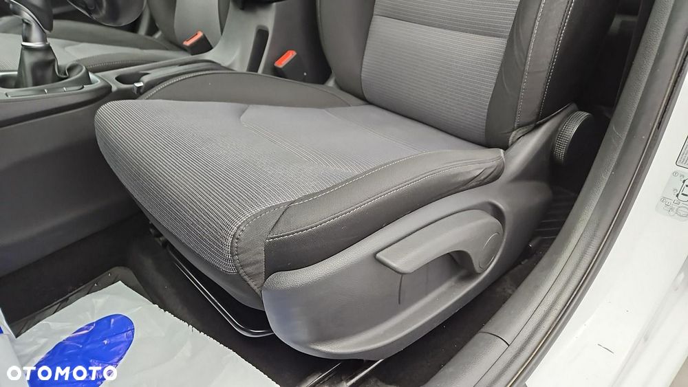 Hyundai i30 1.5 DPI Modern - 13