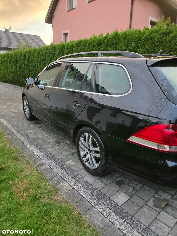 Volkswagen Golf - 12