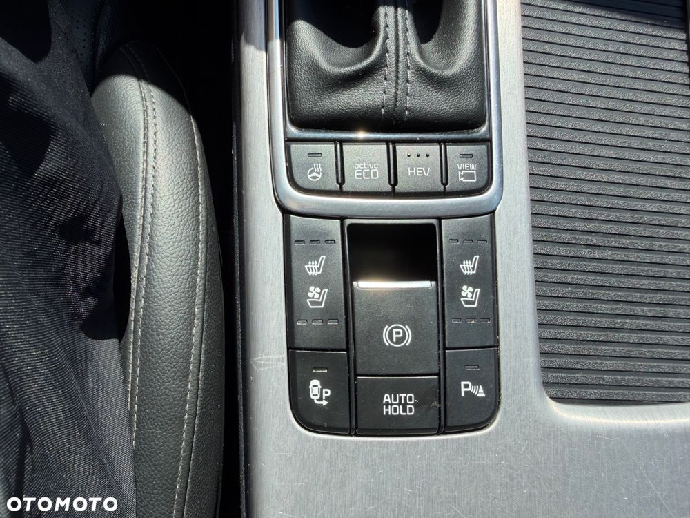 Kia Optima Plug-in Hybrid - 19