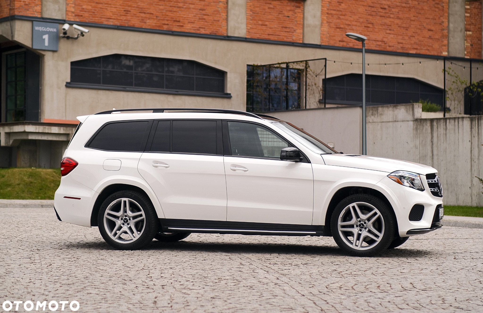 Mercedes-Benz GLS - 5