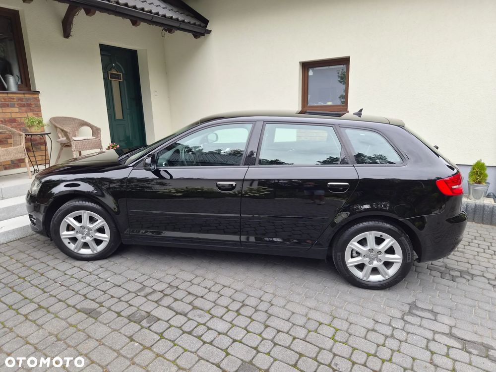 Audi A3 Sportback 1.6 TDI S tronic Attraction - 37