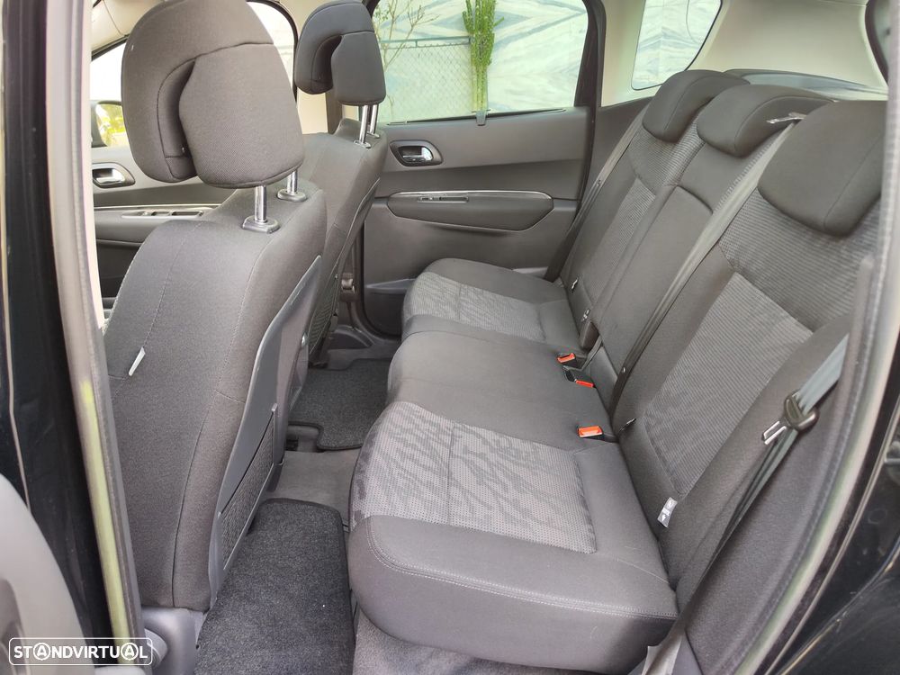 Peugeot 3008 1.6 HDi Allure - 20