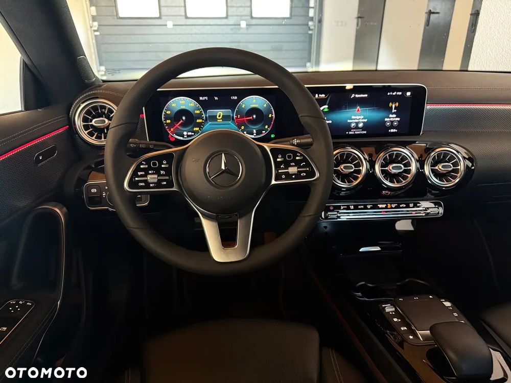 Mercedes-Benz CLA 200 d Shooting Brake 8G-DCT Progressive - 10