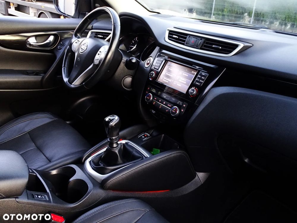 Nissan Qashqai 1.2 DIG-T Tekna EU6 - 34