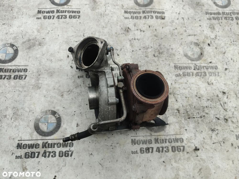 BMW E60 E61 3.0d Turbosprężarka 7794259 GT2260V