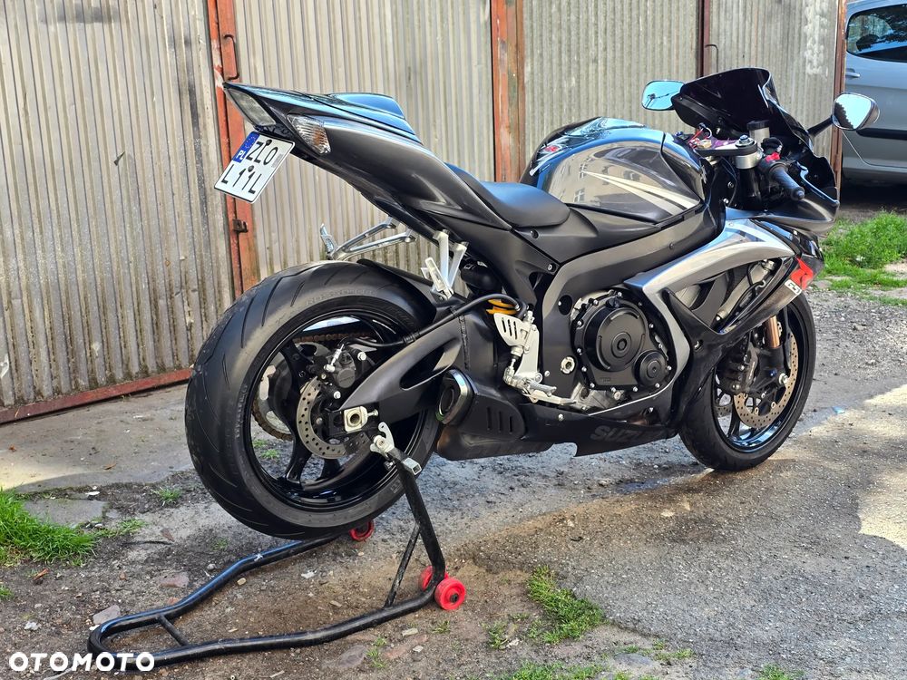Suzuki GSX-R - 9