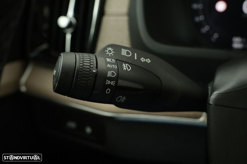 Volvo XC 90 2.0 T8 PHEV Plus Bright AWD - 18
