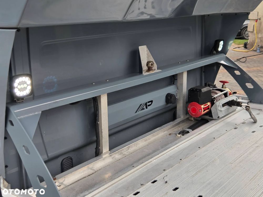 Mercedes-Benz Sprinter 319 Auto Laweta - 13