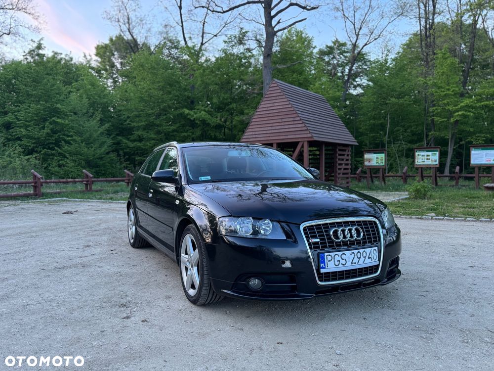 Audi A3 Sportback 2.0 TDI DPF Ambiente - 4