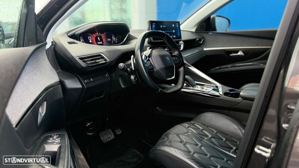 Peugeot 5008 BlueHDI 130 EAT8 Allure - 4