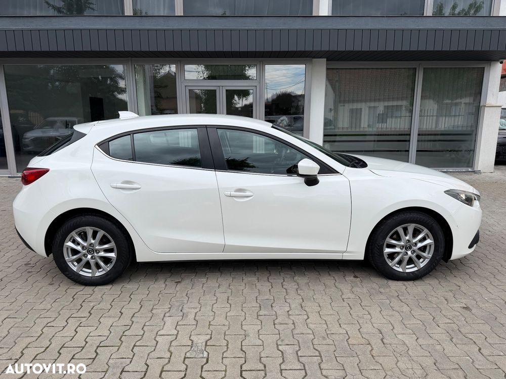 Mazda 3 - 3
