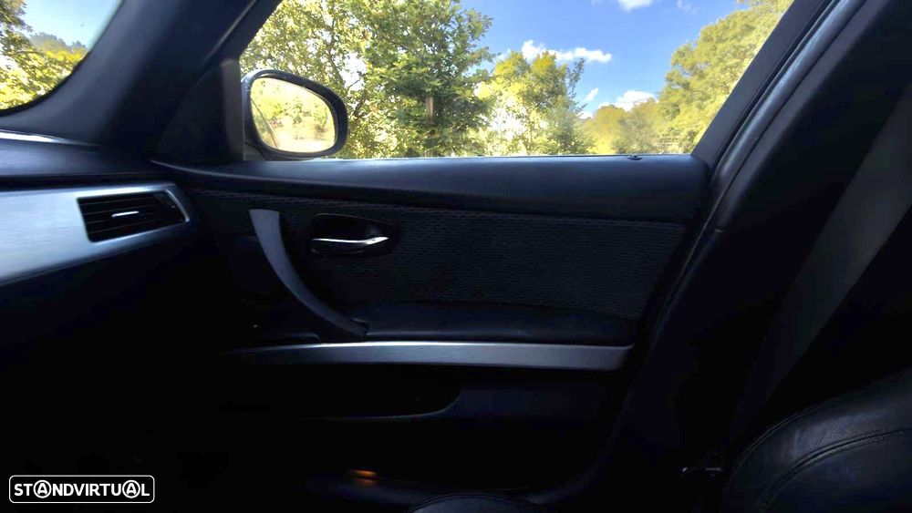 BMW 320 d Navigation - 19