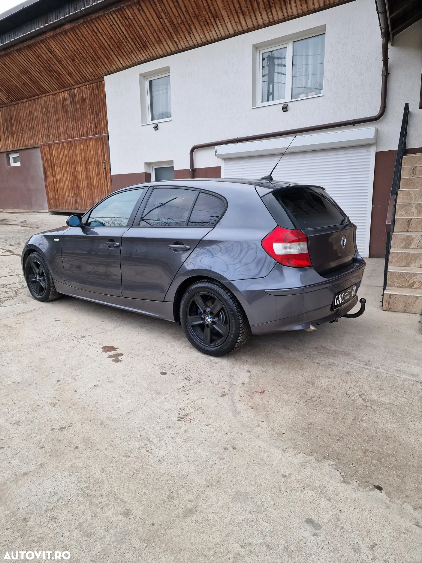 BMW Seria 1 118d - 24