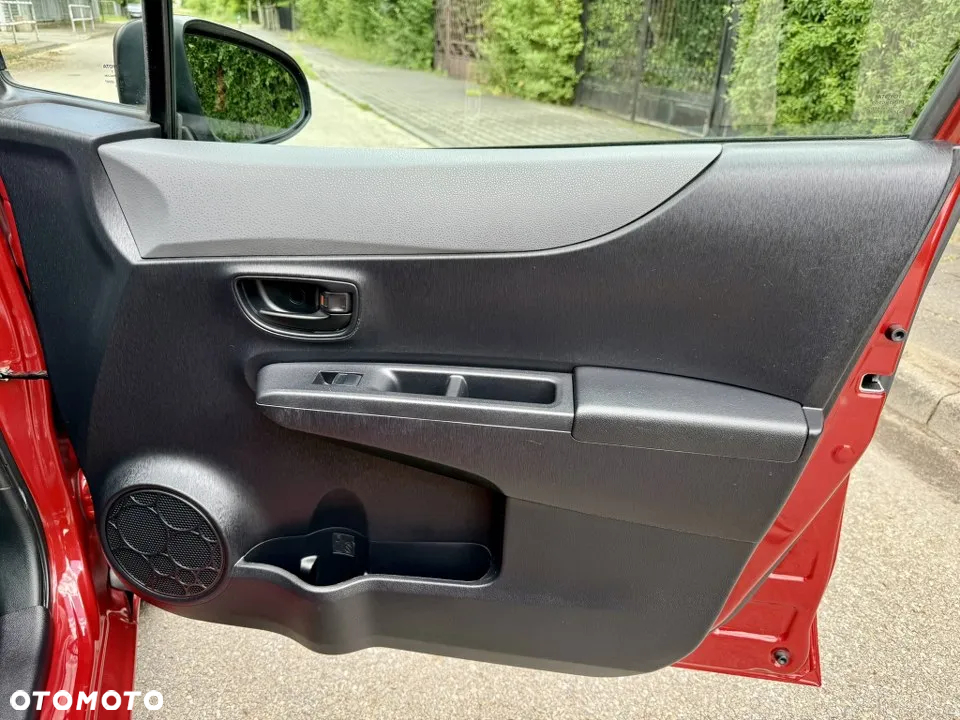 Toyota Yaris 1.33 Premium EU6 - 32