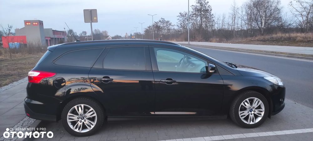 Ford Focus 1.0 EcoBoost Start-Stopp-System SYNC Edition - 4