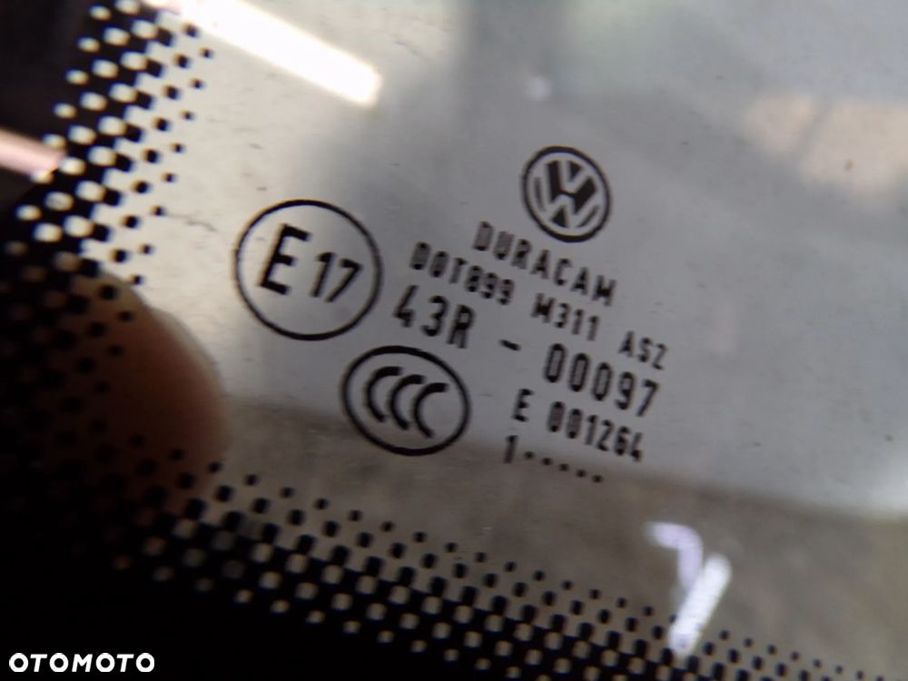 SZYBA KAROSERYJNA PRAWA VOLKSWAGEN POLO 2G - 4