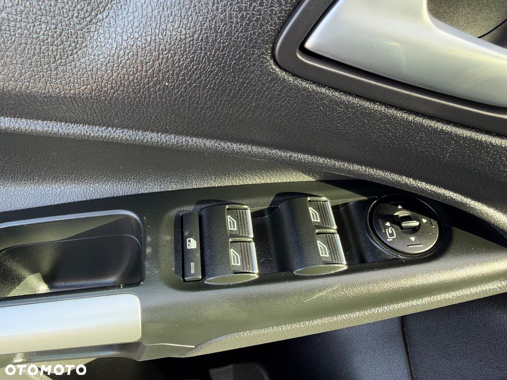 Ford Tourneo Connect 1.5 EcoBlue Titanium PowerShift - 9
